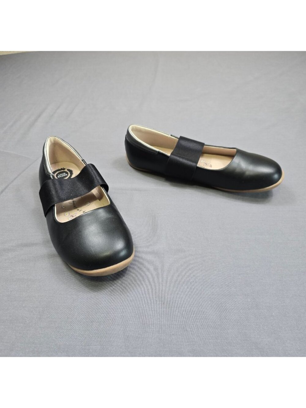 Livie & Luca Girls Mary Jane Shoes Size 3Y Black Synthetic Upper Elastic Strap
